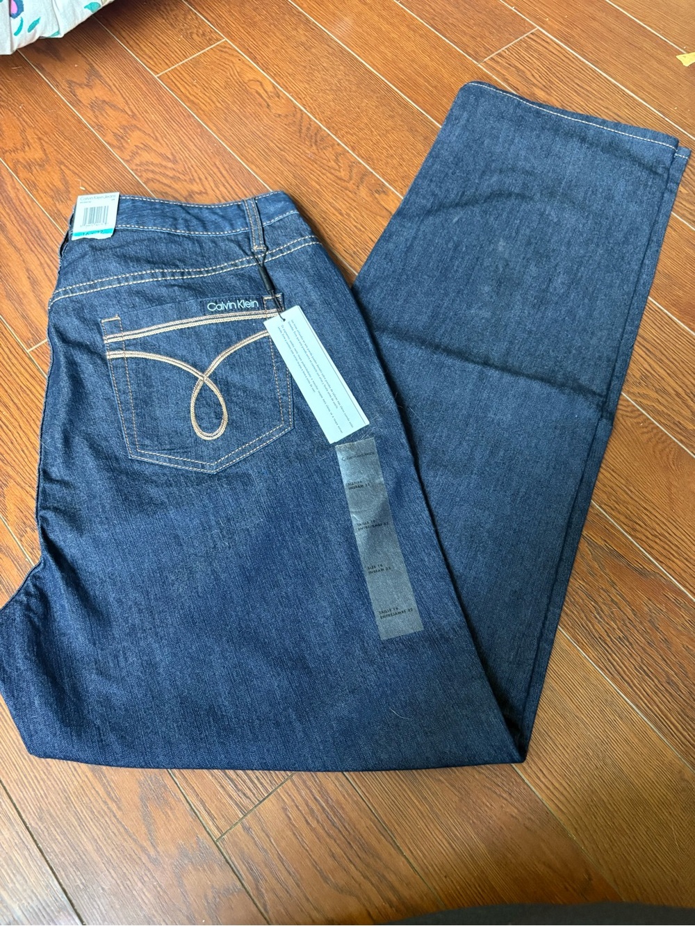 NWT Calvin Klein Jeans Skinny Dark Wash Jeans Size 16 x 32